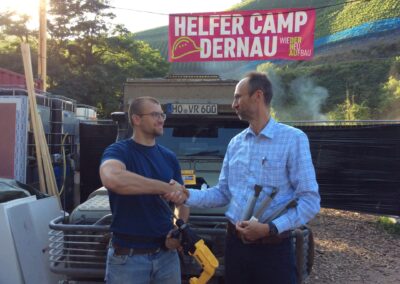 Helfer Camp DERNAU / Ahrtal (Werkzeug Spende)